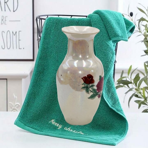 👣4/$20 ~Vase with Handpainted Roses - Picture 5 of 6